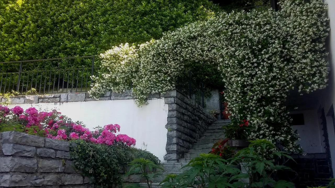 La Casa Degli Oleandri Villa Perledo