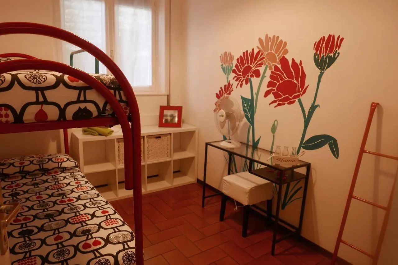 La Casa Degli Oleandri Villa Perledo 0*,  İtalya